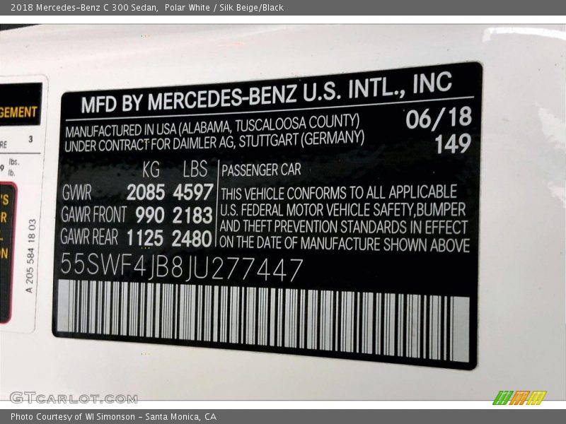 Polar White / Silk Beige/Black 2018 Mercedes-Benz C 300 Sedan