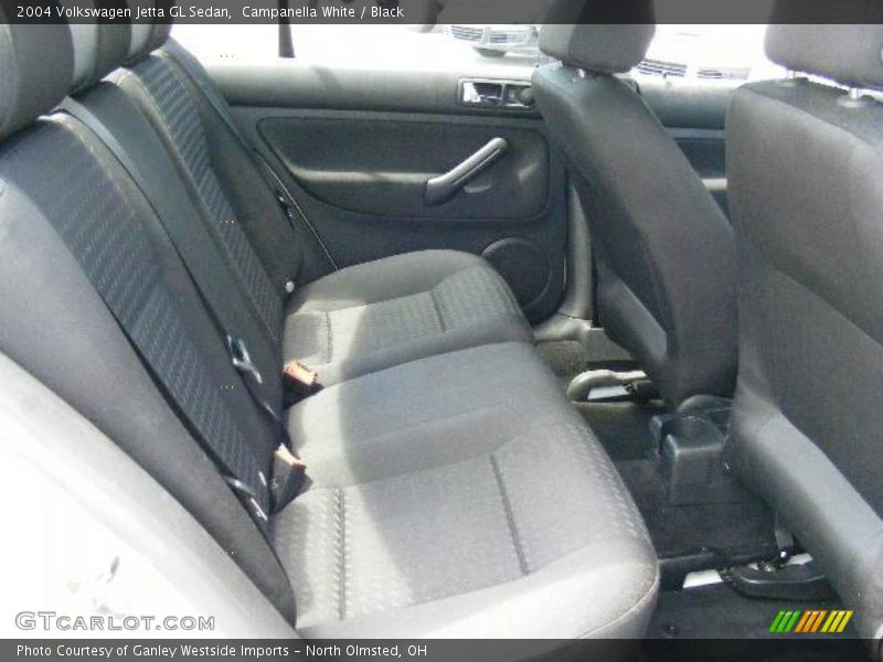 Campanella White / Black 2004 Volkswagen Jetta GL Sedan