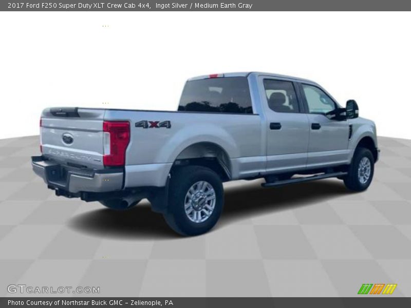 Ingot Silver / Medium Earth Gray 2017 Ford F250 Super Duty XLT Crew Cab 4x4