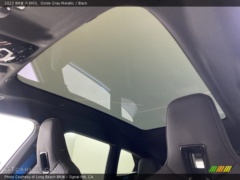 Sunroof of 2023 iX M60