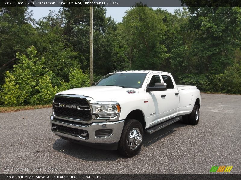 Bright White / Black 2021 Ram 3500 Tradesman Crew Cab 4x4