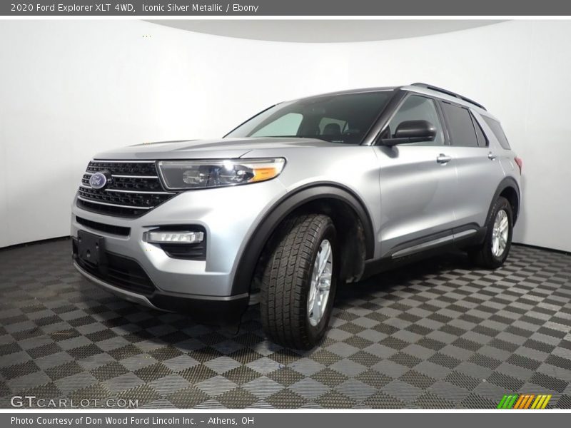Iconic Silver Metallic / Ebony 2020 Ford Explorer XLT 4WD