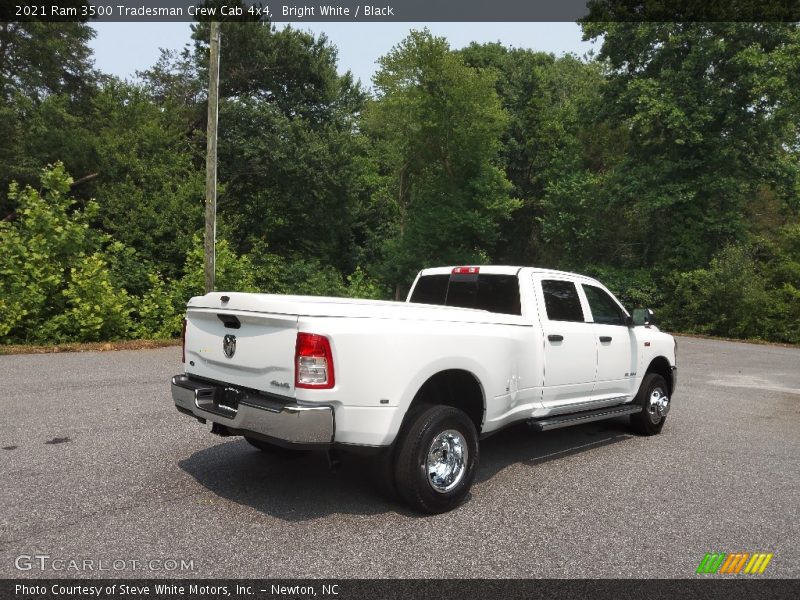 Bright White / Black 2021 Ram 3500 Tradesman Crew Cab 4x4