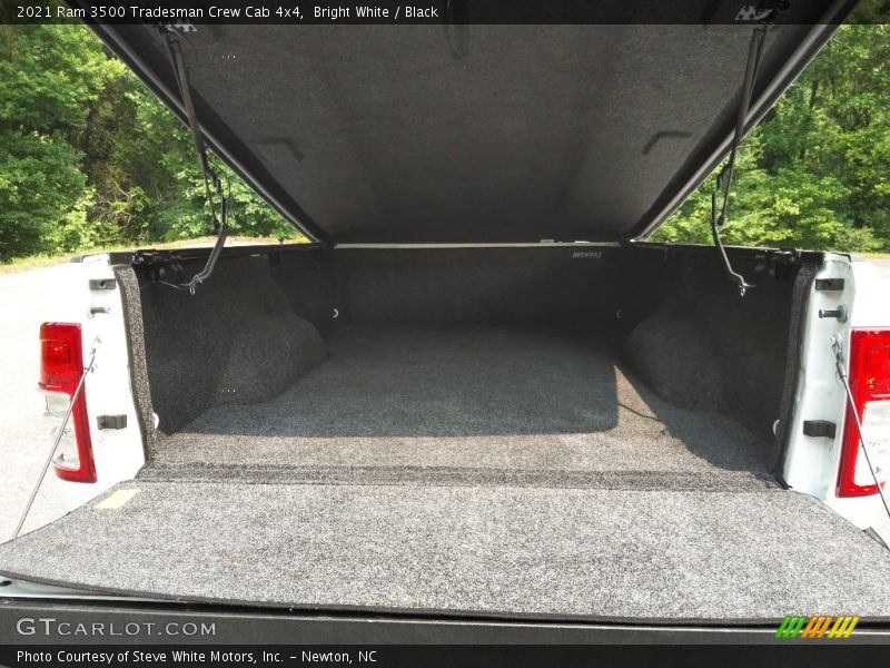 Bright White / Black 2021 Ram 3500 Tradesman Crew Cab 4x4