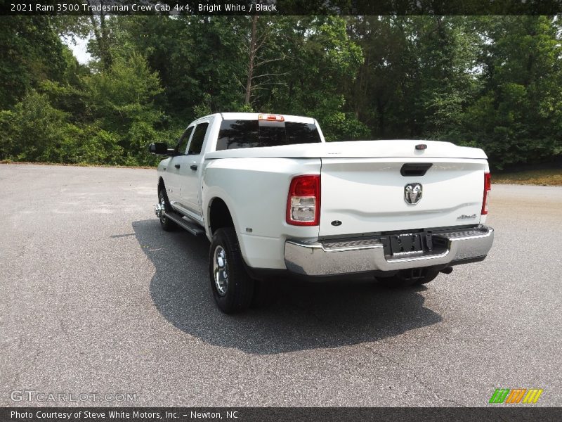 Bright White / Black 2021 Ram 3500 Tradesman Crew Cab 4x4