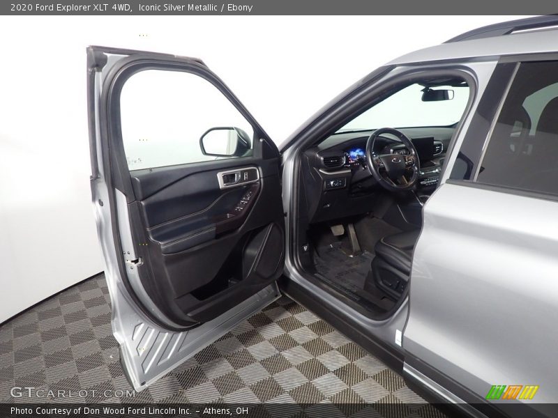 Iconic Silver Metallic / Ebony 2020 Ford Explorer XLT 4WD