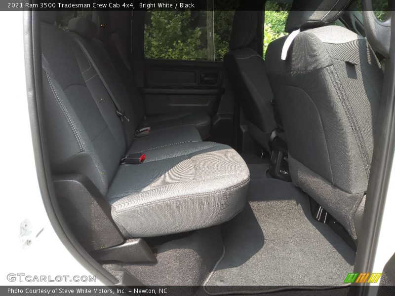 Bright White / Black 2021 Ram 3500 Tradesman Crew Cab 4x4