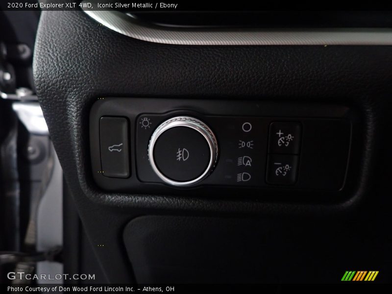 Iconic Silver Metallic / Ebony 2020 Ford Explorer XLT 4WD