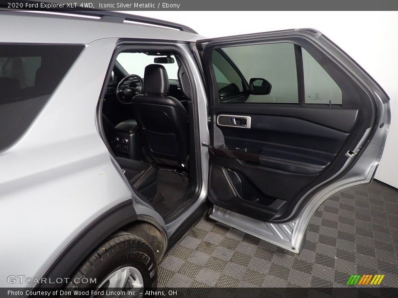 Iconic Silver Metallic / Ebony 2020 Ford Explorer XLT 4WD