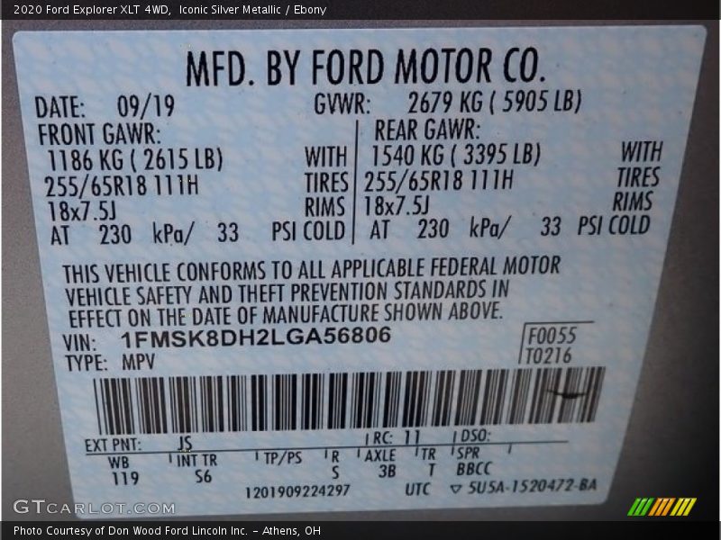 Iconic Silver Metallic / Ebony 2020 Ford Explorer XLT 4WD
