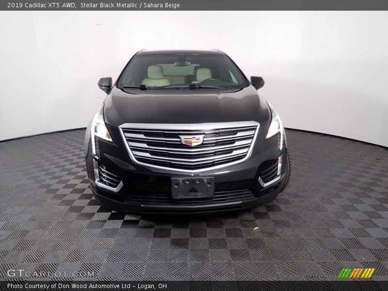 Stellar Black Metallic / Sahara Beige 2019 Cadillac XT5 AWD