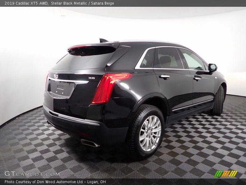 Stellar Black Metallic / Sahara Beige 2019 Cadillac XT5 AWD