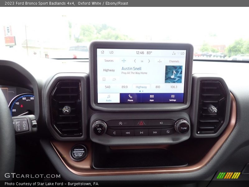 Oxford White / Ebony/Roast 2023 Ford Bronco Sport Badlands 4x4