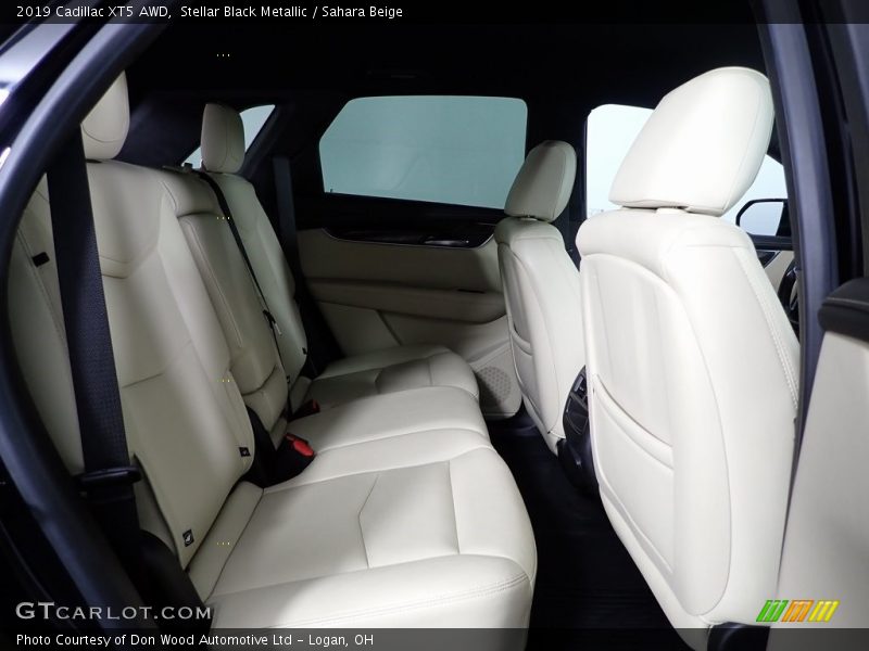 Stellar Black Metallic / Sahara Beige 2019 Cadillac XT5 AWD