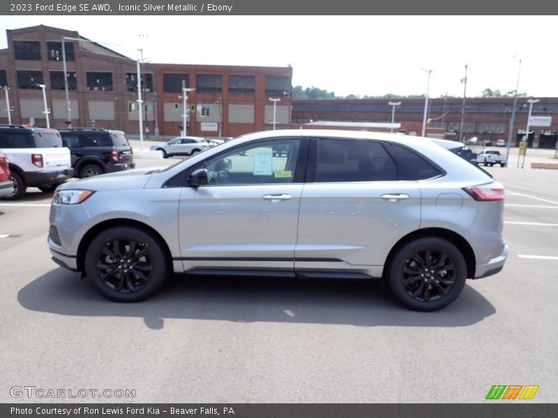  2023 Edge SE AWD Iconic Silver Metallic