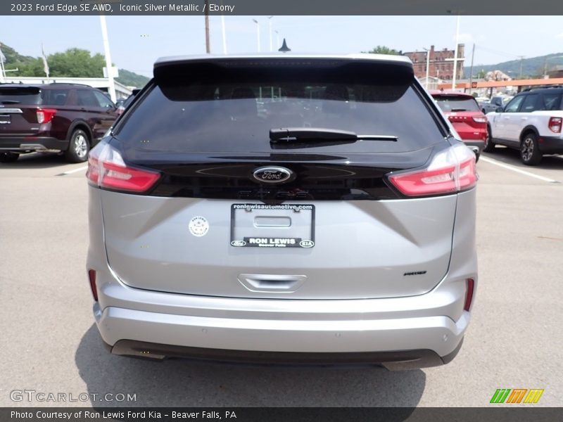 Iconic Silver Metallic / Ebony 2023 Ford Edge SE AWD