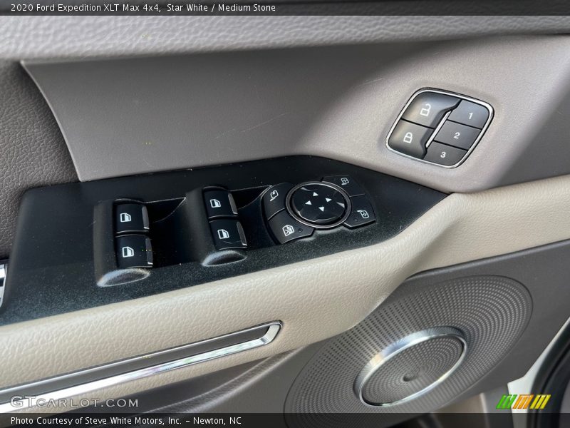 Door Panel of 2020 Expedition XLT Max 4x4