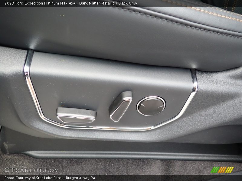 Front Seat of 2023 Expedition Platinum Max 4x4
