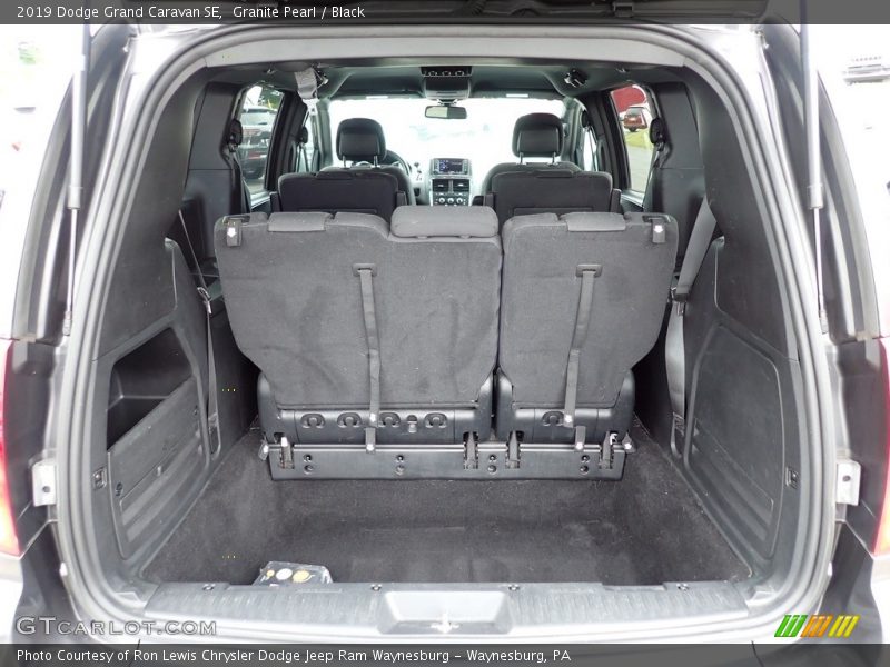 Granite Pearl / Black 2019 Dodge Grand Caravan SE