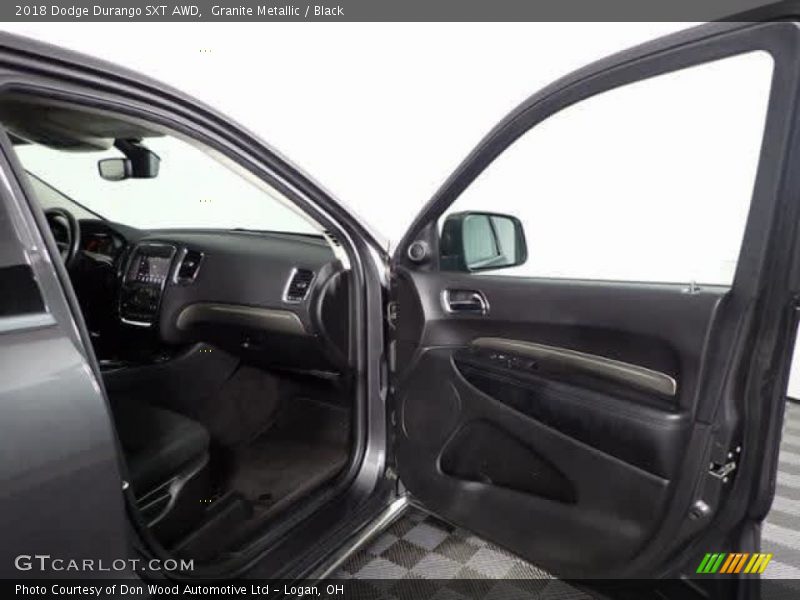 Granite Metallic / Black 2018 Dodge Durango SXT AWD