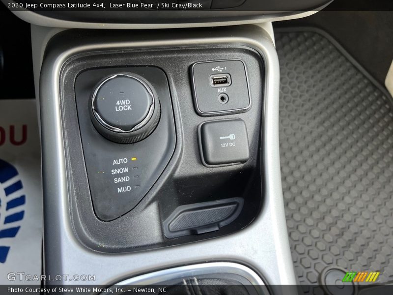 Controls of 2020 Compass Latitude 4x4