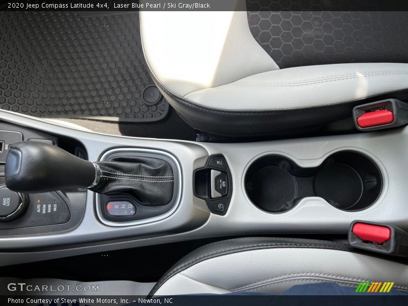  2020 Compass Latitude 4x4 9 Speed Automatic Shifter