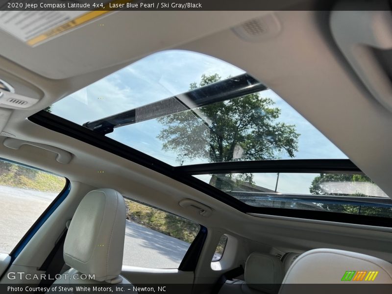 Sunroof of 2020 Compass Latitude 4x4