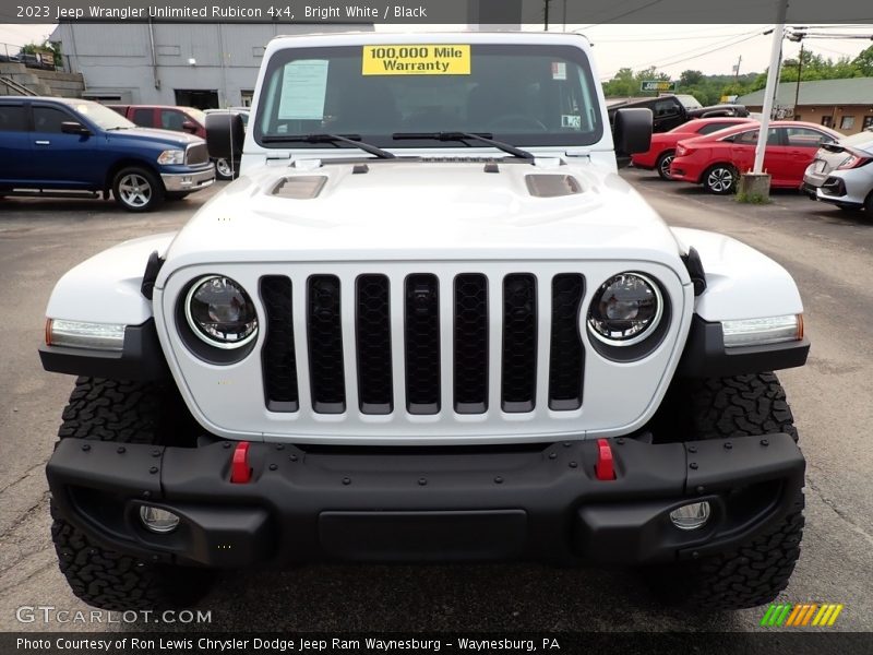 Bright White / Black 2023 Jeep Wrangler Unlimited Rubicon 4x4