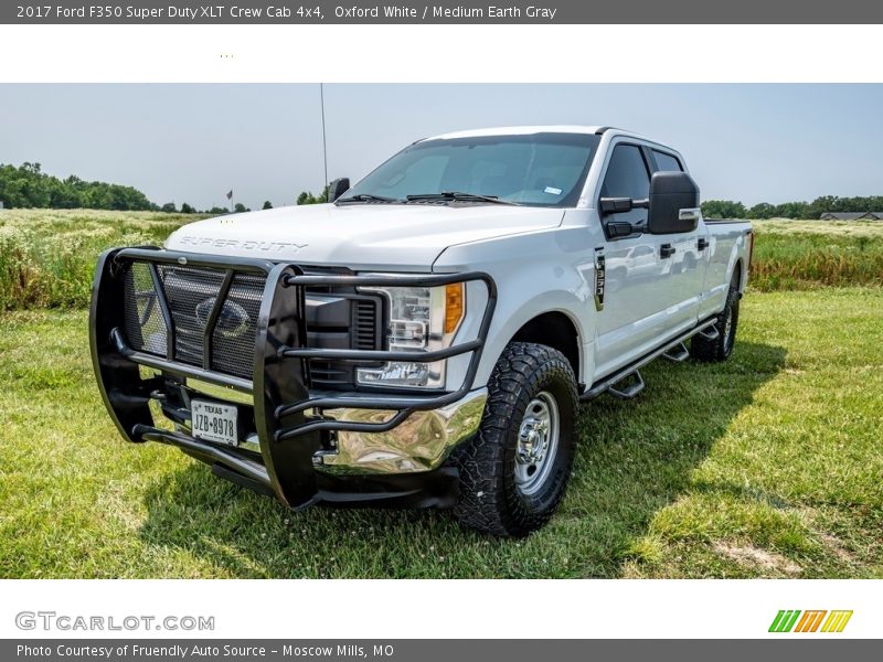 Oxford White / Medium Earth Gray 2017 Ford F350 Super Duty XLT Crew Cab 4x4