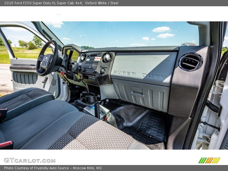 Oxford White / Steel 2016 Ford F250 Super Duty XL Super Cab 4x4
