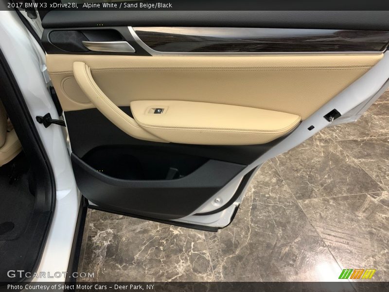 Alpine White / Sand Beige/Black 2017 BMW X3 xDrive28i