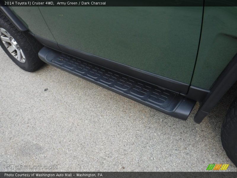 Army Green / Dark Charcoal 2014 Toyota FJ Cruiser 4WD
