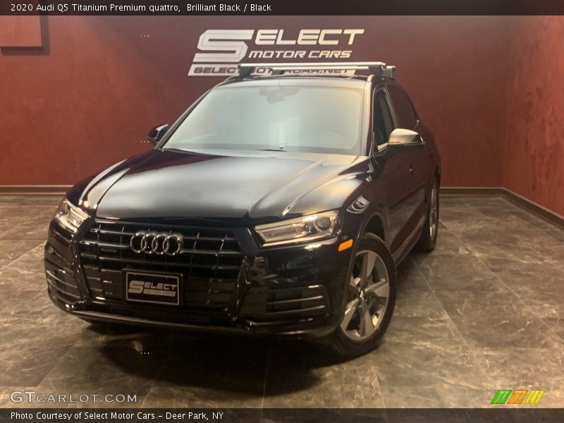 Brilliant Black / Black 2020 Audi Q5 Titanium Premium quattro