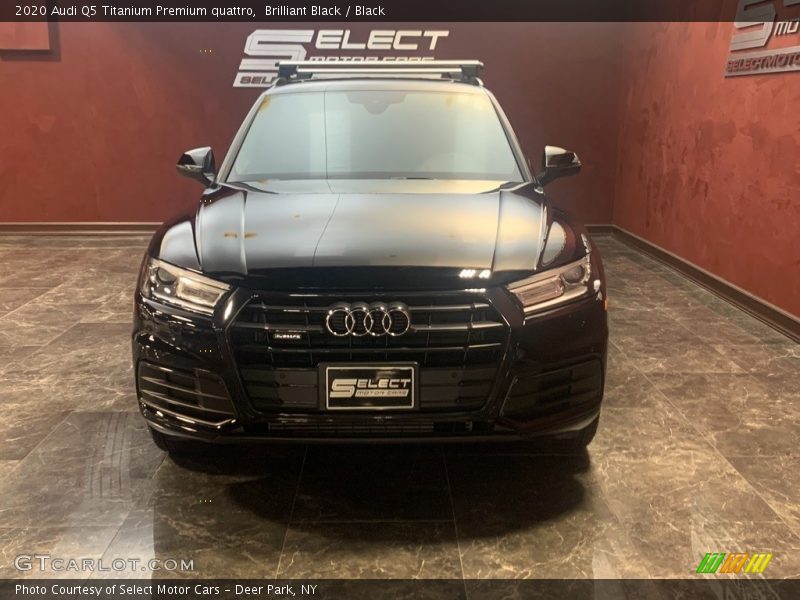 Brilliant Black / Black 2020 Audi Q5 Titanium Premium quattro