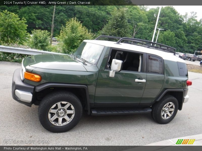 Army Green / Dark Charcoal 2014 Toyota FJ Cruiser 4WD