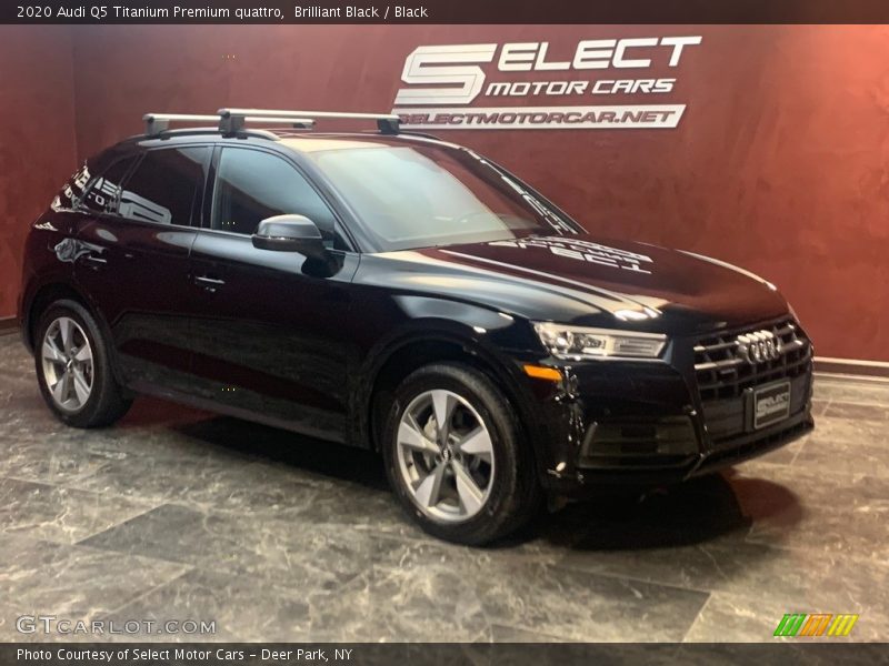 Brilliant Black / Black 2020 Audi Q5 Titanium Premium quattro