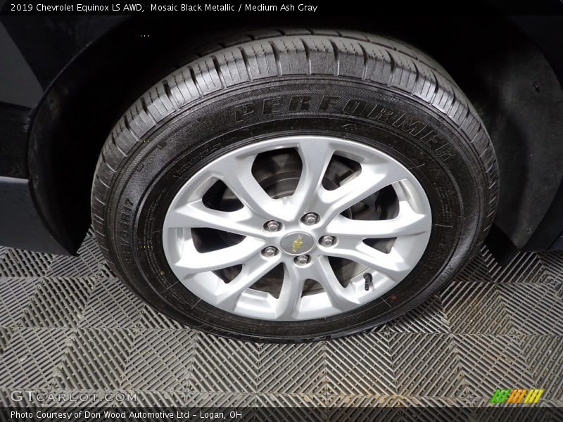Mosaic Black Metallic / Medium Ash Gray 2019 Chevrolet Equinox LS AWD