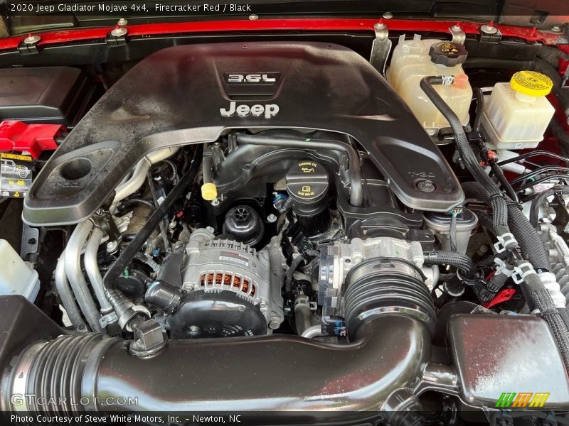 Firecracker Red / Black 2020 Jeep Gladiator Mojave 4x4