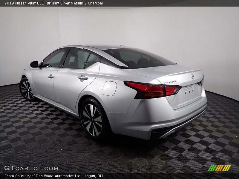 Brilliant Silver Metallic / Charcoal 2019 Nissan Altima SL