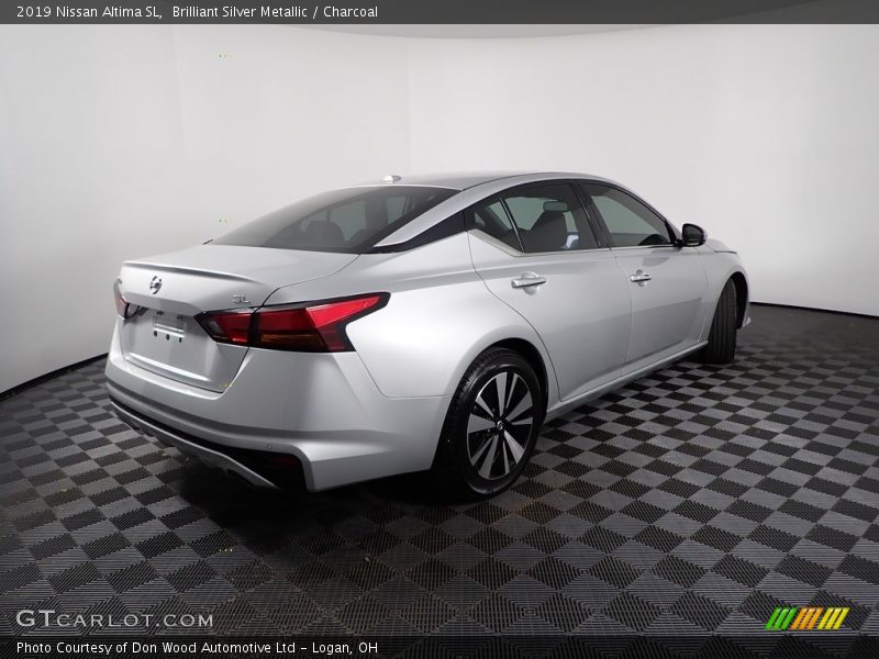 Brilliant Silver Metallic / Charcoal 2019 Nissan Altima SL
