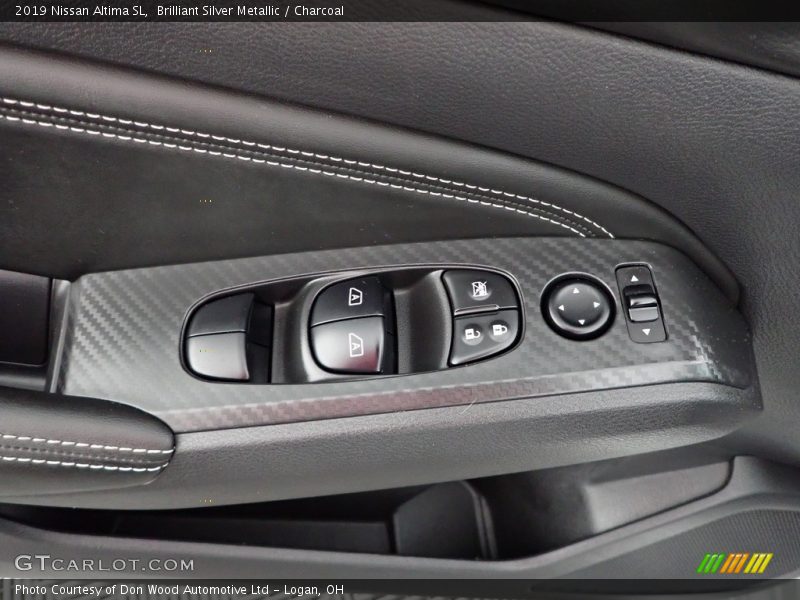 Brilliant Silver Metallic / Charcoal 2019 Nissan Altima SL