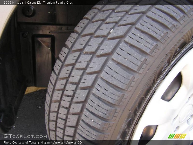 Titanium Pearl / Gray 2006 Mitsubishi Galant ES