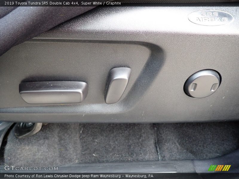 Super White / Graphite 2019 Toyota Tundra SR5 Double Cab 4x4