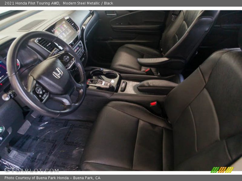 Modern Steel Metallic / Black 2021 Honda Pilot Touring AWD