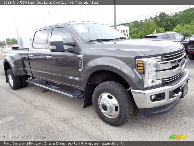 Front 3/4 View of 2018 F350 Super Duty Lariat Crew Cab 4x4
