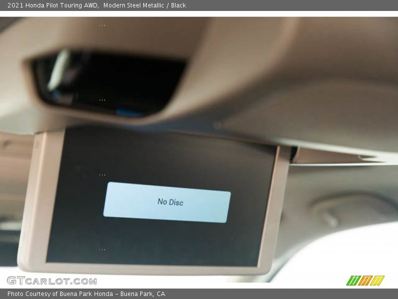Modern Steel Metallic / Black 2021 Honda Pilot Touring AWD