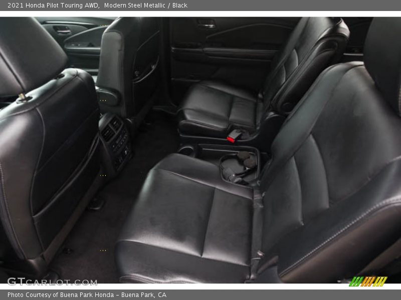 Modern Steel Metallic / Black 2021 Honda Pilot Touring AWD