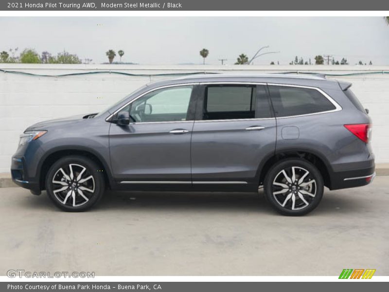 Modern Steel Metallic / Black 2021 Honda Pilot Touring AWD