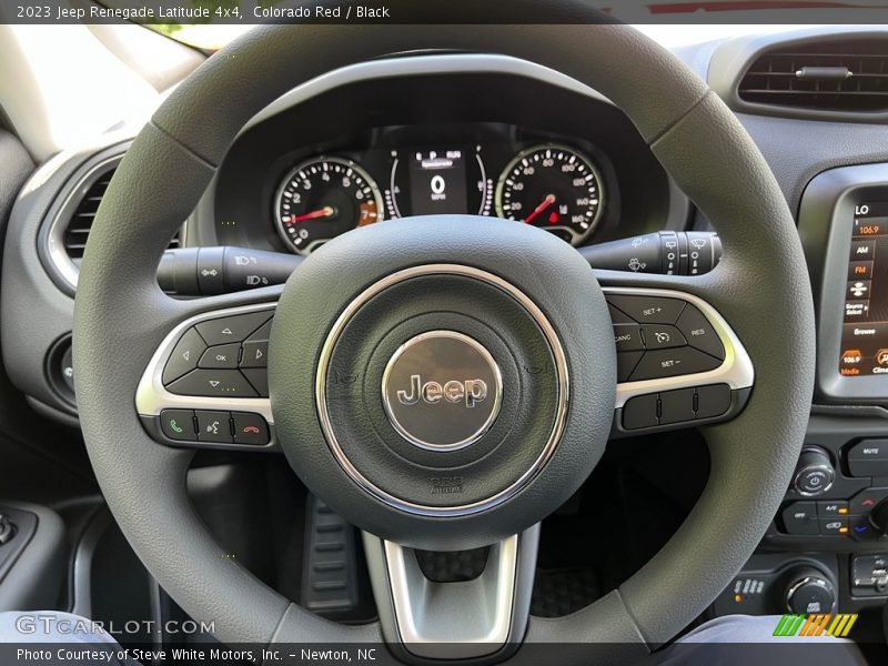  2023 Renegade Latitude 4x4 Steering Wheel