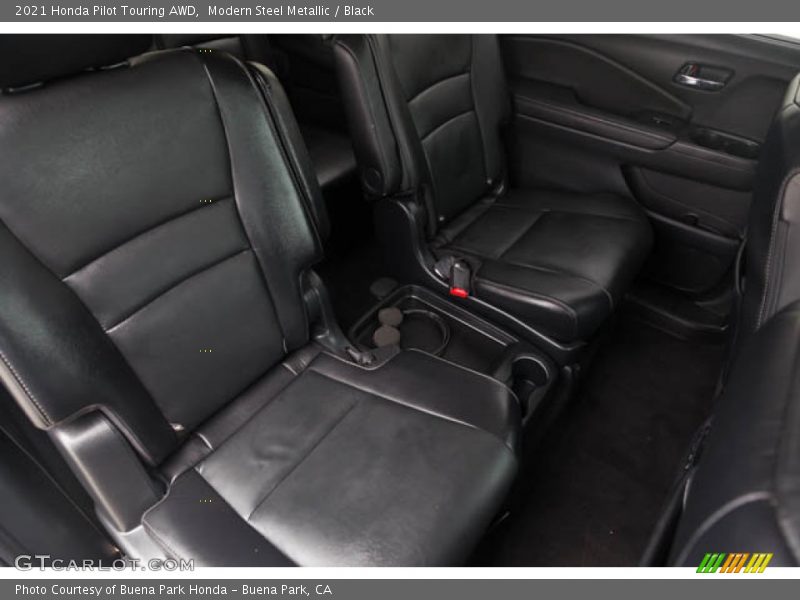 Modern Steel Metallic / Black 2021 Honda Pilot Touring AWD